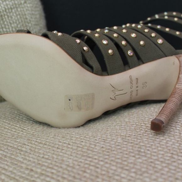 Giuseppe Zanotti NIB Stilettos $1,250 HOST PICK! - Picture 5 of 8